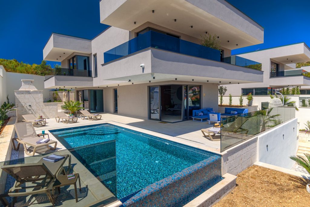 Trogir/Ciovo, deluxe modern villa for sale